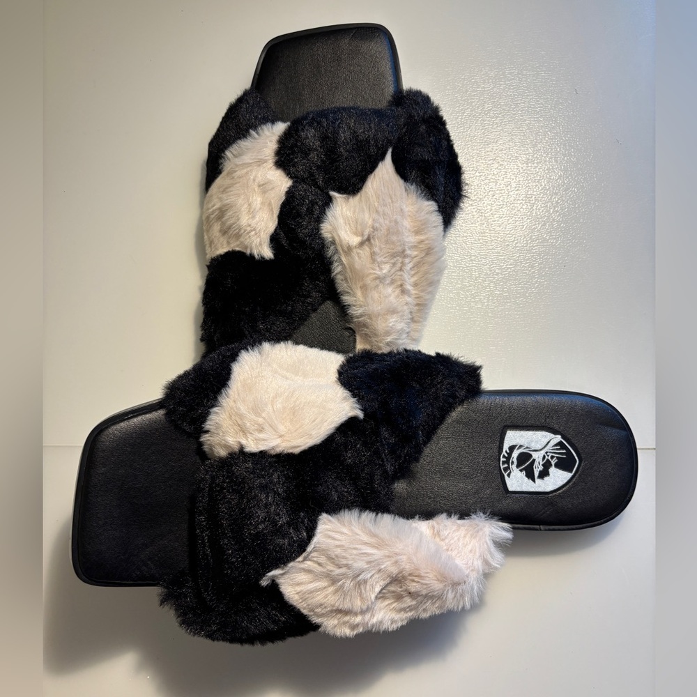 ⭐️Vivienne Hu Slippers SZ 39 NEW⭐️